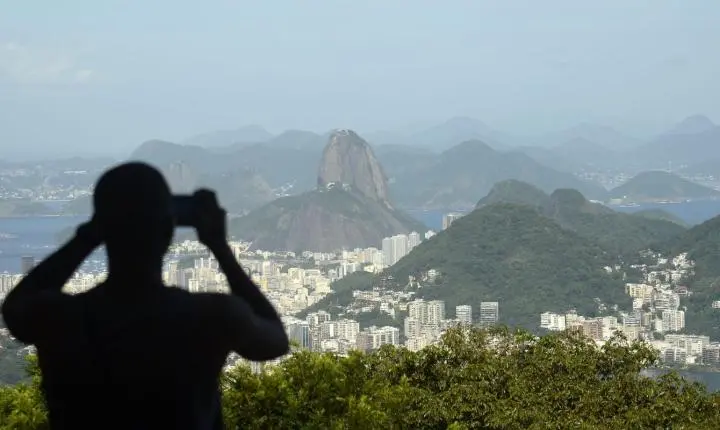 Policiamento no Rio de janeiro é reforçado para feriado prolongado