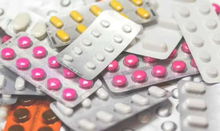 Preço de remédios pode variar até 269% no litoral de SP; Tadalafila e Amoxilina lideram ranking