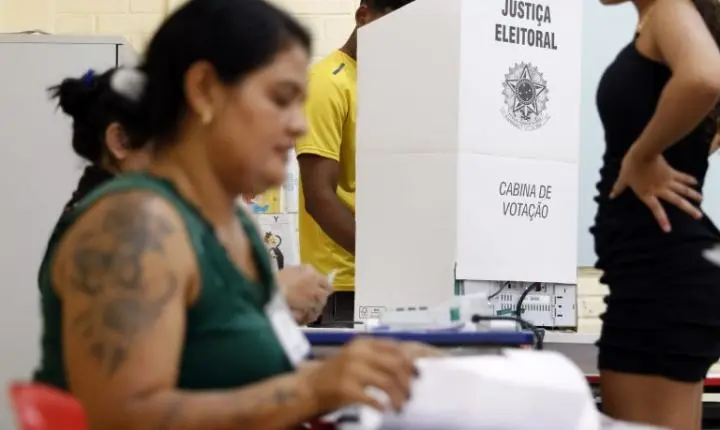 Horário de propaganda eleitoral gratuita é retomado no rádio e na TV