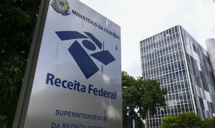 Receita arrecada R$ 3,1 bilhões com IR sobre dividendos até julho