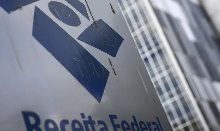 Receita paga último lote da restituição do Imposto de Renda nesta segunda-feira