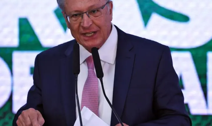 Alckmin esclarece: Lei da Reciprocidade não é retaliação, mas correção a tarifas dos EUA