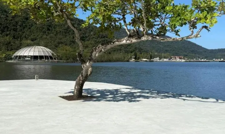 Reurbanização do Portinho Caruara entra na fase de acabamento