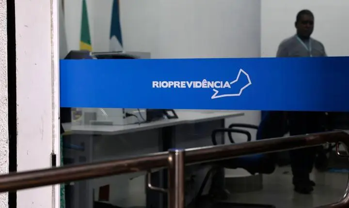 Rioprevidência redireciona fundos para benefícios e adota postura cautelosa em investimentos