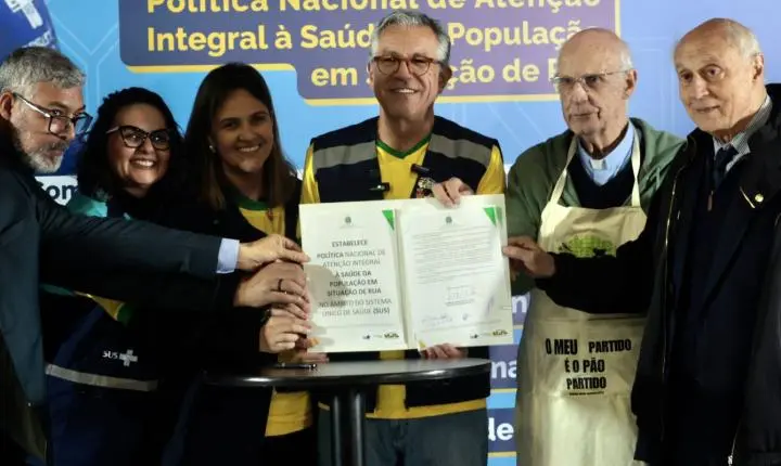 Saúde lança política para ampliar atendimento à população em situação de rua no SUS