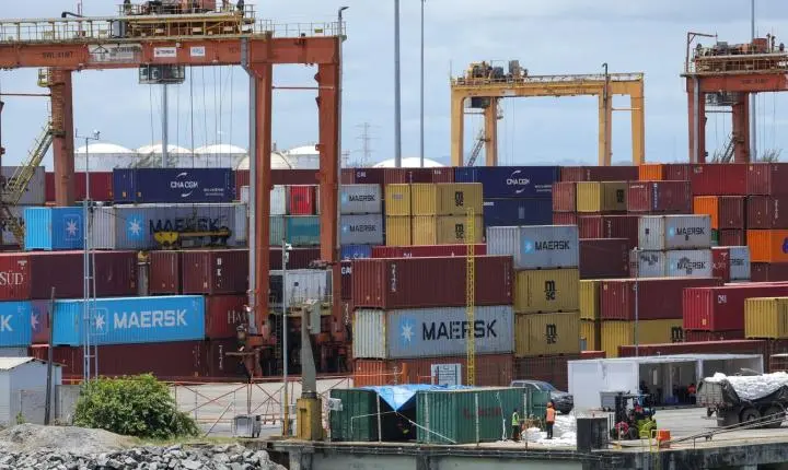 As novas tarifas dos EUA vão atingir US$ 6,6 bilhões em exportações do Brasil, diz Mdic