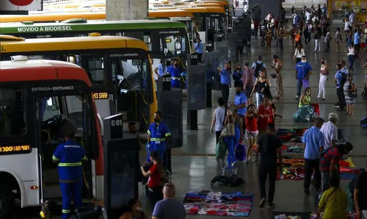 Gratuidade no transporte público pode ter impacto de novo Bolsa Família, revela estudo